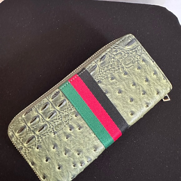 Wallet - Picture 4 of 5